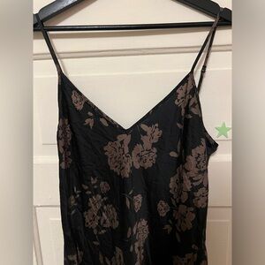 QUINCE washable silk slip black with floral detail